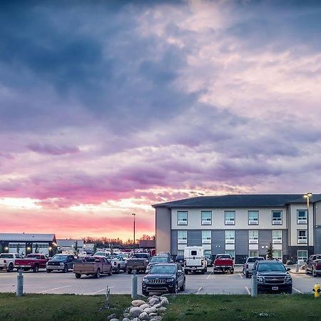 Timber Ridge Inn And Suites Fox Creek Exteriör bild
