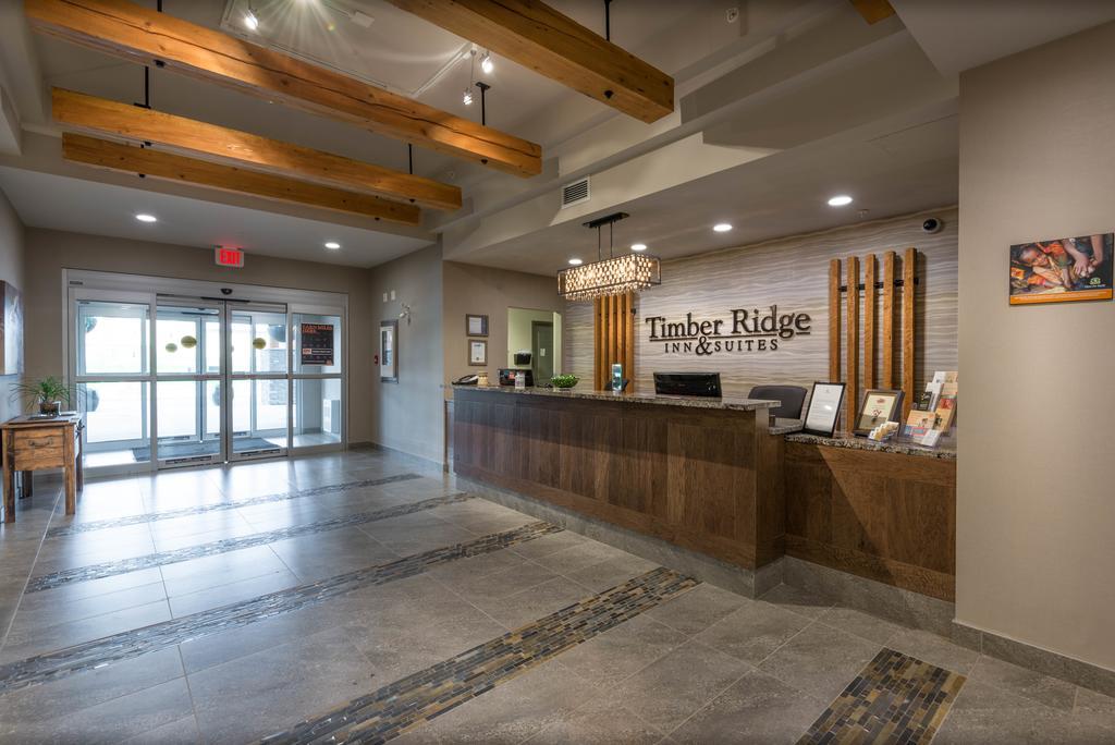 Timber Ridge Inn And Suites Fox Creek Exteriör bild