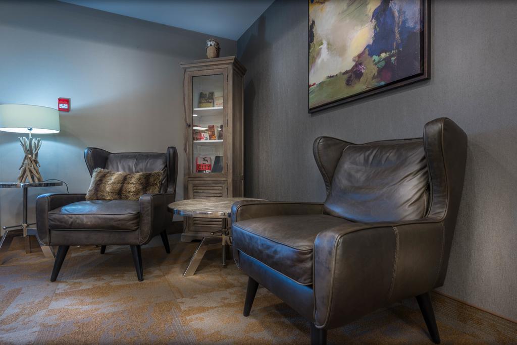 Timber Ridge Inn And Suites Fox Creek Exteriör bild